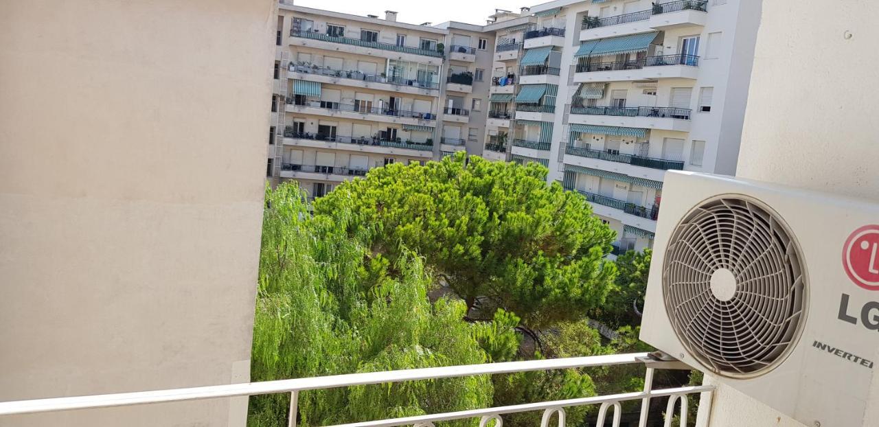 Nice Appartement Avenue Des Fleurs Екстериор снимка