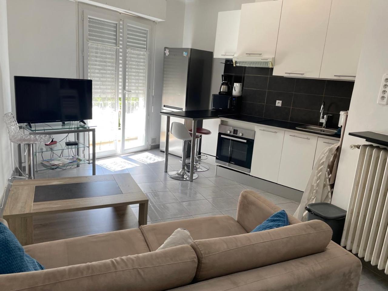 Nice Appartement Avenue Des Fleurs Екстериор снимка